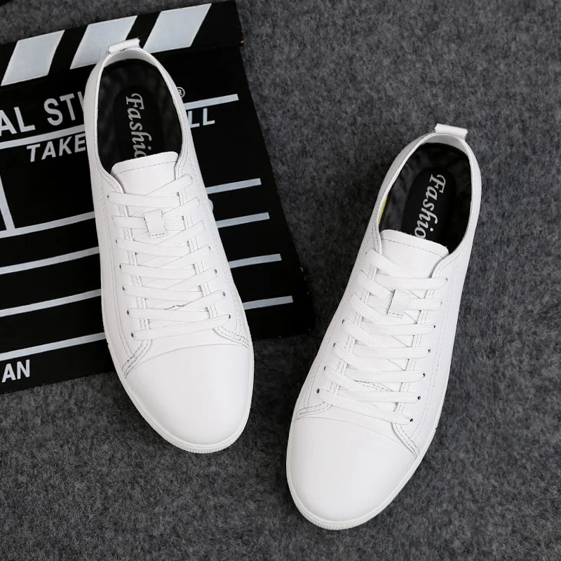 British Style Men Summer Casual Leather Shoe Classic Hollow Out Sneakers Outdoor Flat All-Match Walking Shoe Non-slip Board Shoe