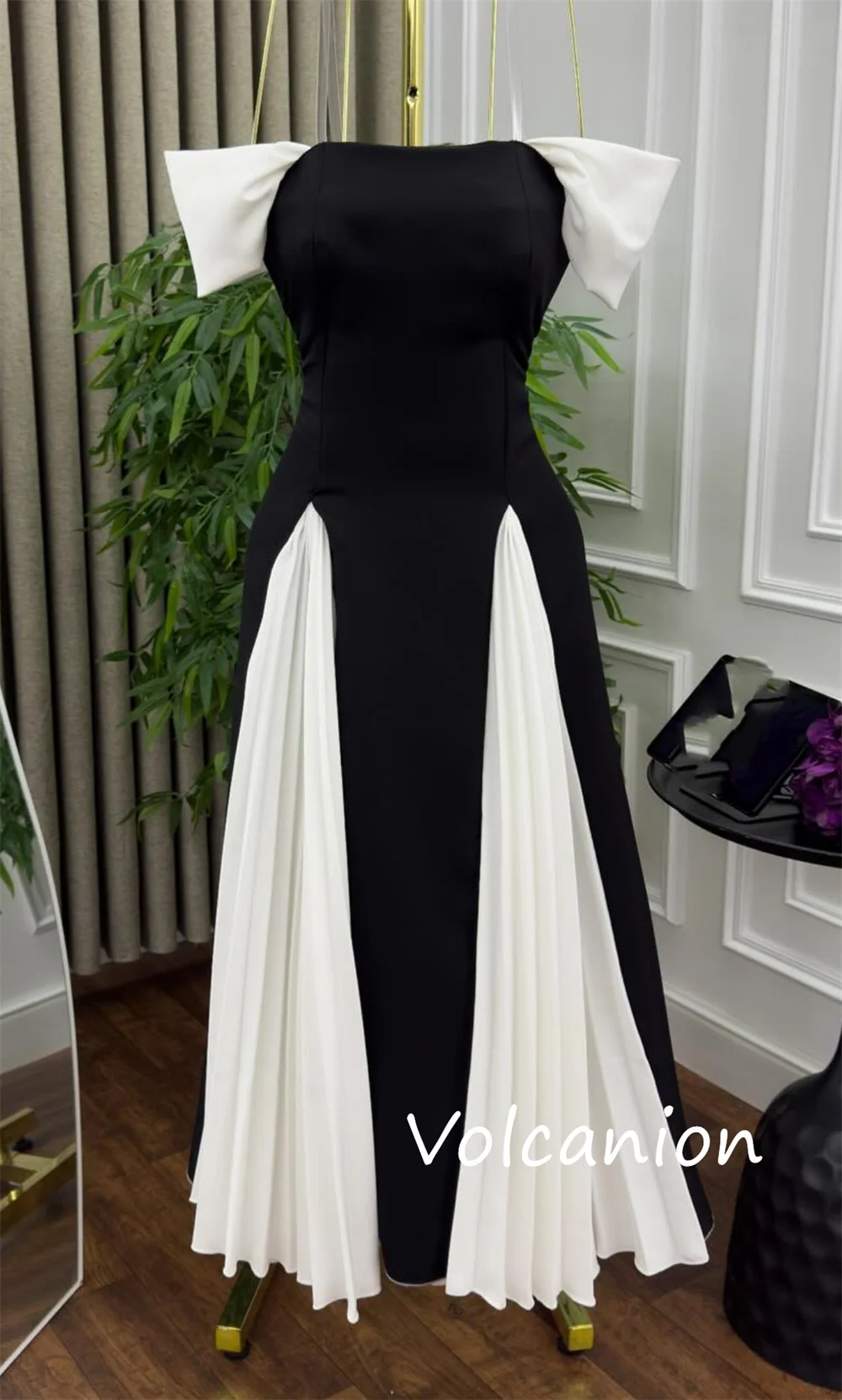 Customized Elegant Matching Jersey Pleat A-line Scoop Neck Midi Dresses Bespoke Occasion Modern Style Casual