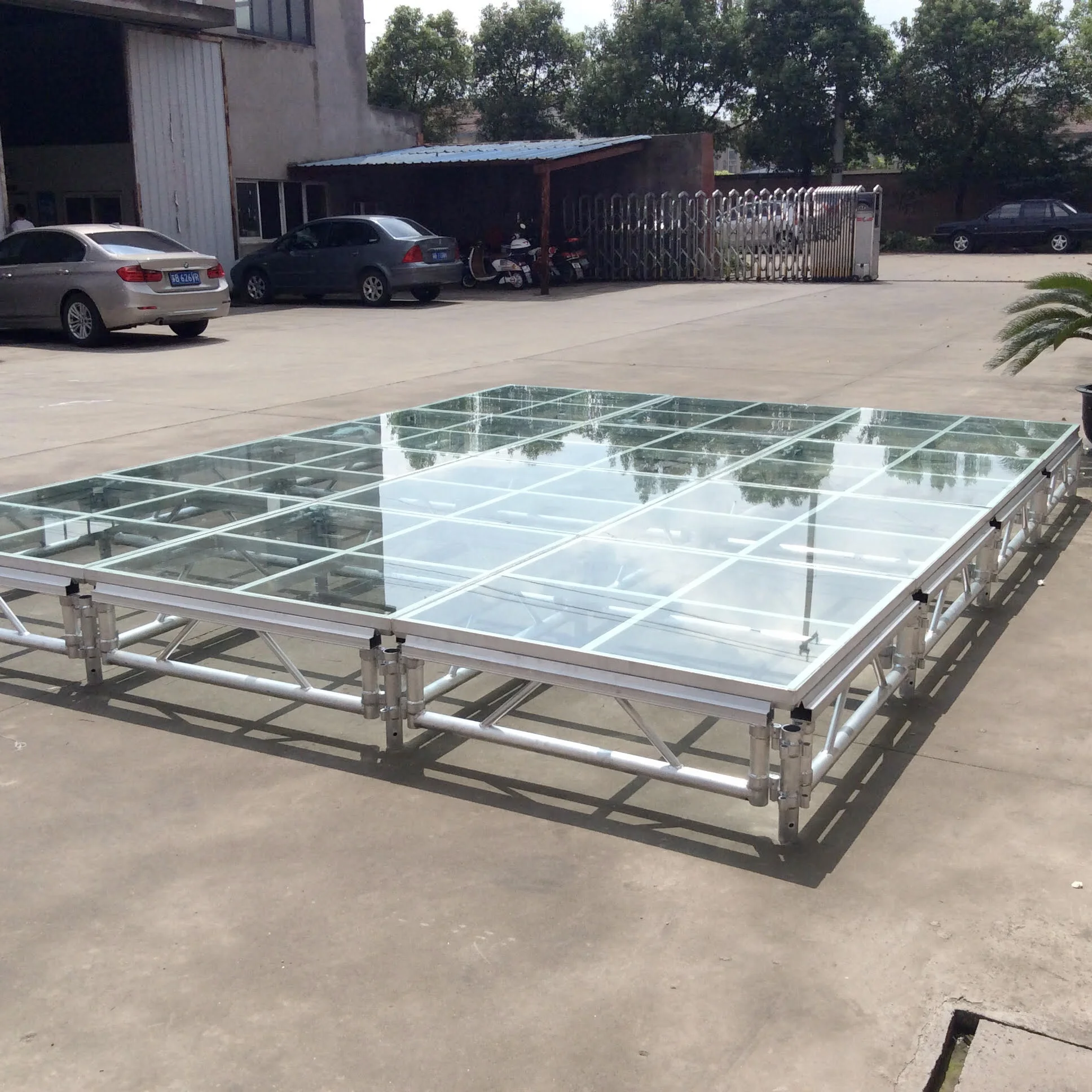 Wholesale Price Aluminium Alloy Structure Stage for Concert Easy Assemble High Load Bearing Glass Stage Platform