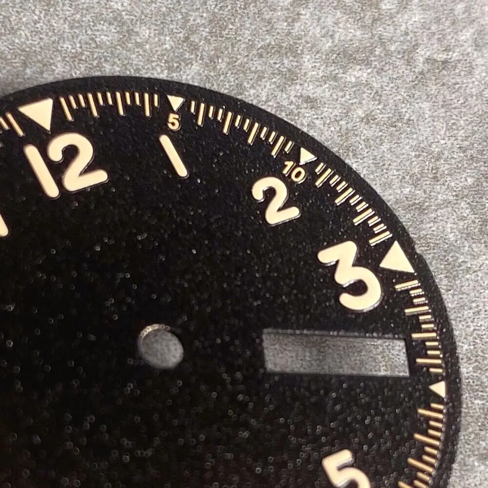 29 มม.สีดํา Luminous Dial Fit 3.8 Crown Dial Vintage Pilot NH35A NH36A