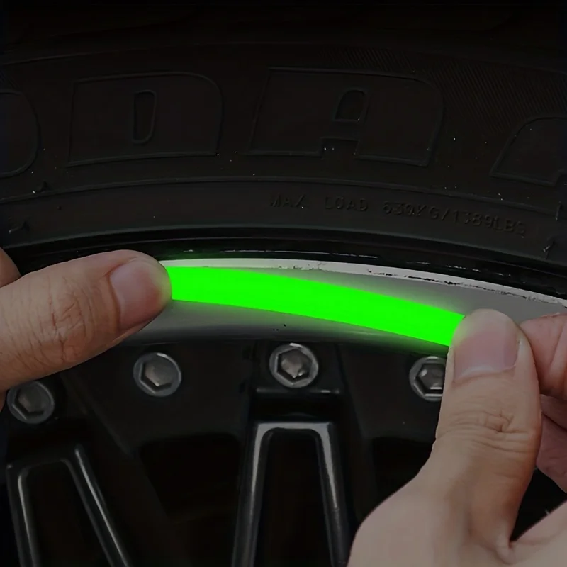 Adesivi luminosi per ruote auto da 20 pezzi adesivi riflettenti adesivi notturni per moto con decorazione a ruota di colore fluorescente luminoso