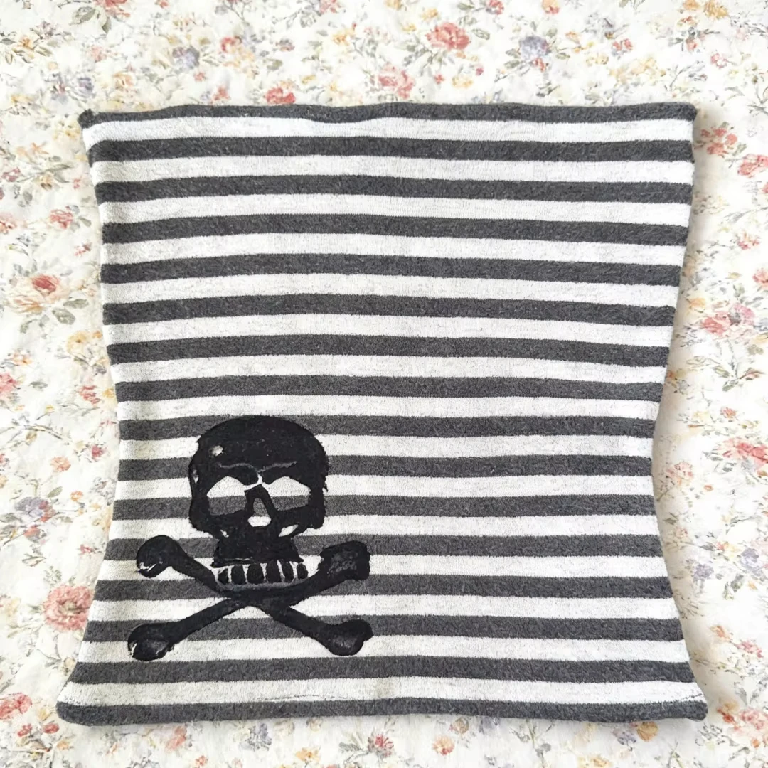 Sommerlicher neuer Trend: Gestreiftes Totenkopf-Print-Top im Retro-Stil – Heißes, rückenfreies Tube-Top für Damen im Y2K-Look