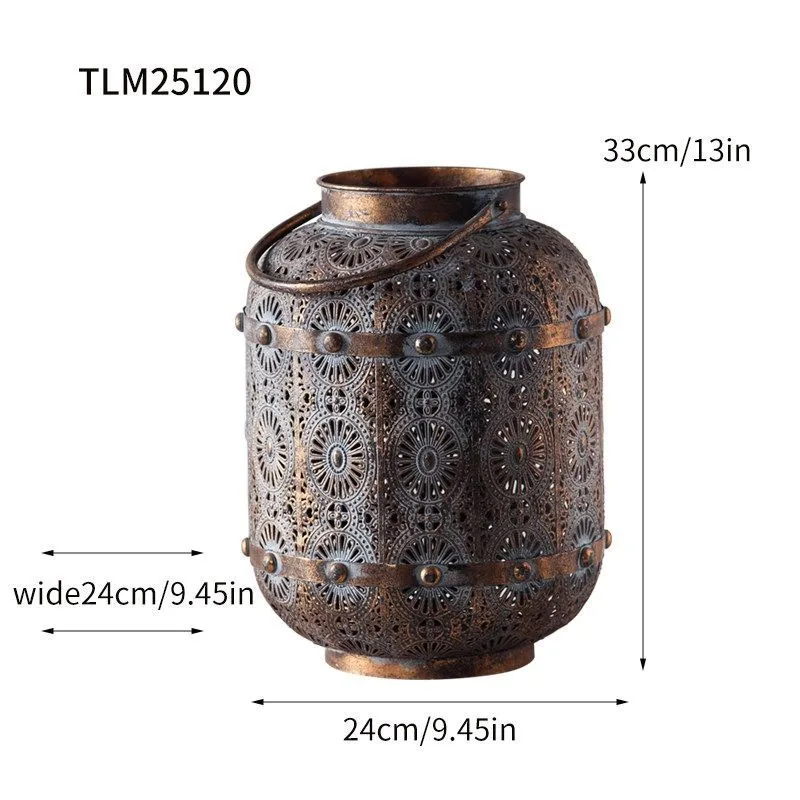 Retro hollow European metal candle holder, living room wrought iron decoration creative romantic home ornament, homestay