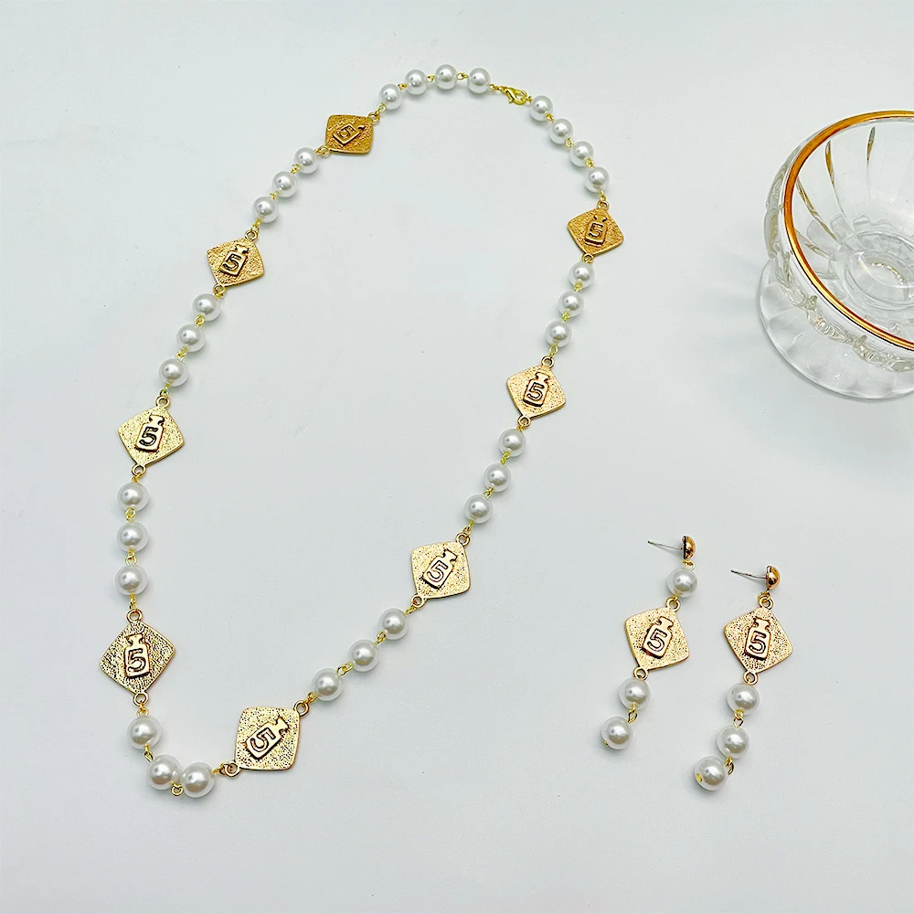 Long Vintage Wine Bottle Chain Pearl Necklace Earings Jewelry Set