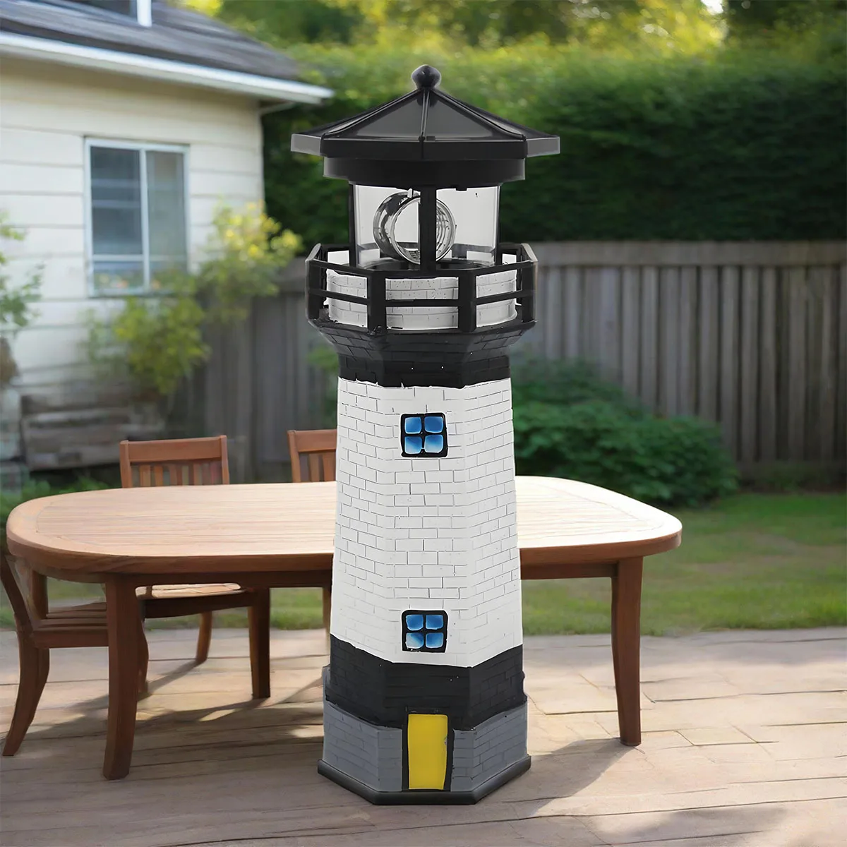 

LED Solar Lighthouse, 360 Degree Rotating Light Courtyard Decoration Waterproof Garden Outdoor Passage Statue Light Resin Crafts