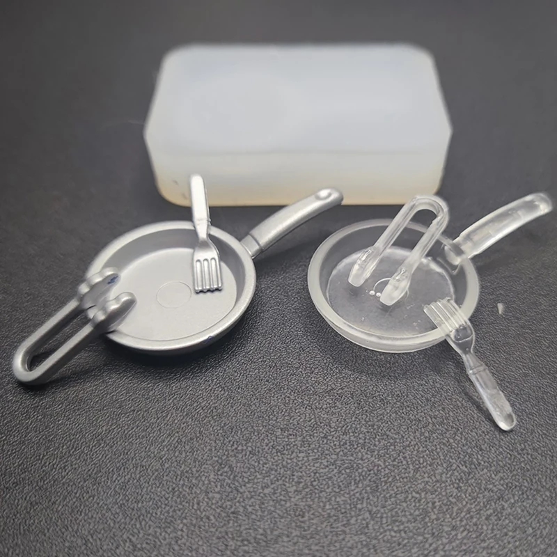 1Pc (only mold) Dollhouse Baking Tray Silicone Mold Dollhouse Mini Pan Model Dolls House Cooking Utensils Accessories