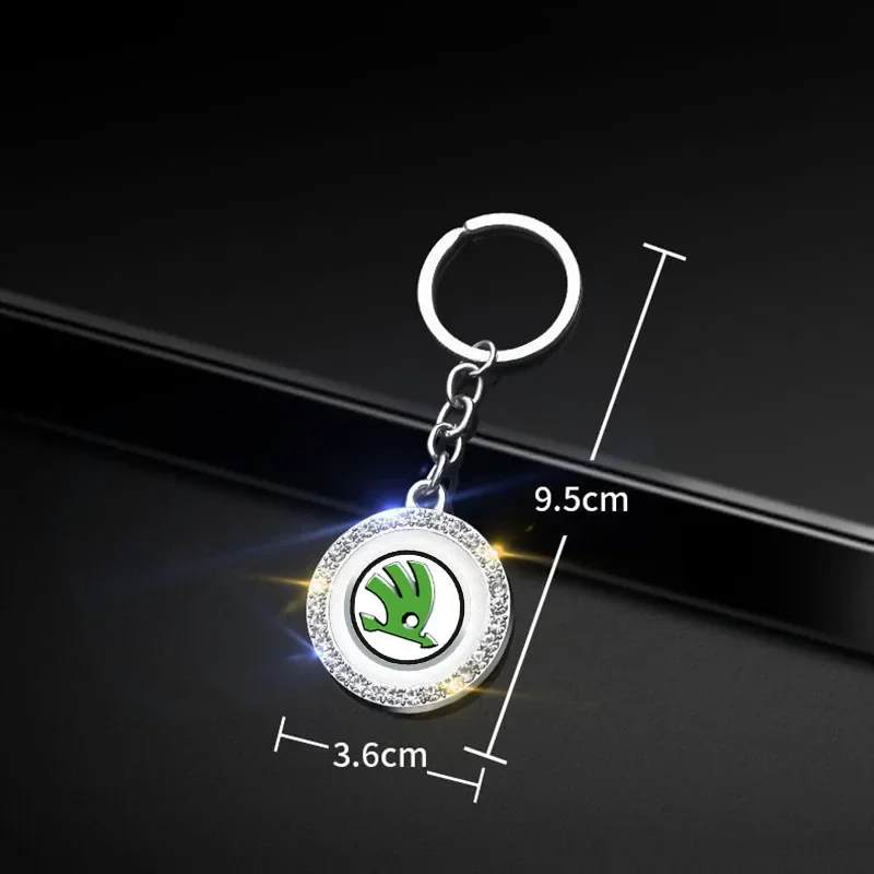 Car Keychain for Skoda Octavia 2 A7 Tour RS Fabia 2 1 Rapid Kodiaq Superb Kamiq Yeti Karoq Felicia Kodiak Key Ring Accessories