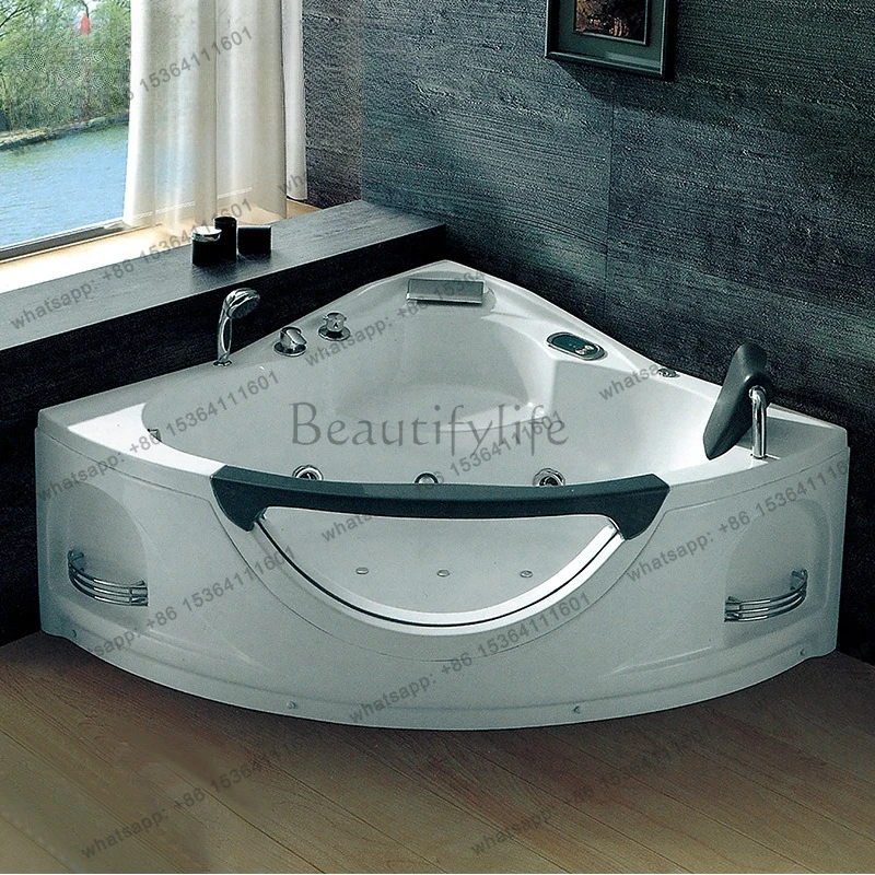 1.5 meters can be equipped with constant temperature heating surf massage triangle bathtub, lantern bubble bath AJ-3049