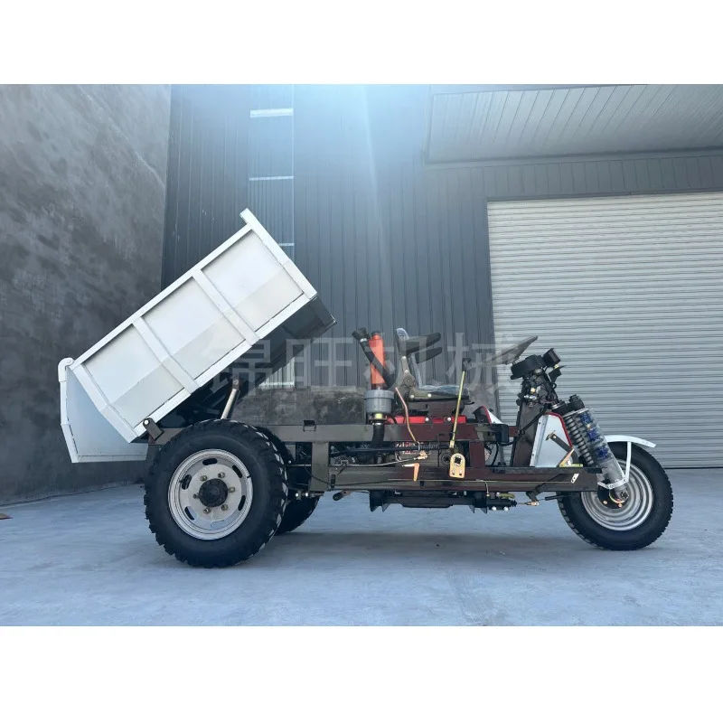 1.5 tons diesel three-wheeled mining vehicle, self-unloading hydraulic tipping bucket, mine site transport vehicle