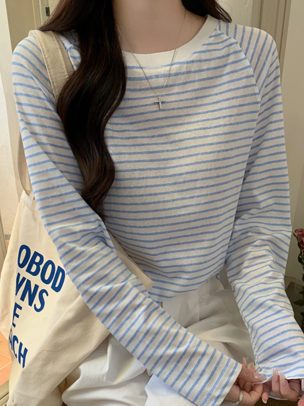 Summer Design Loose Ice Silk Long Sve round Ne Stripe Pattern Thin Sun Protection T-irt Top Versatile Cover up for Women