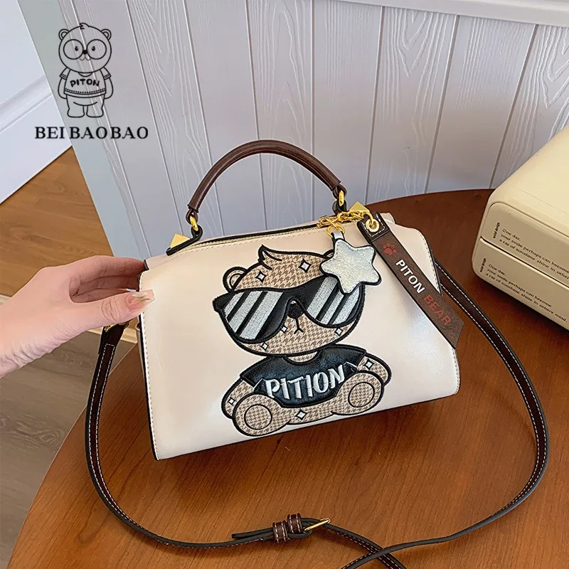 Large Capacity Boston Bag Fashionable Little Bear Women's Bag Lady Handbag Pillow Bags Single Shoulder Crossbody Bag New 2024