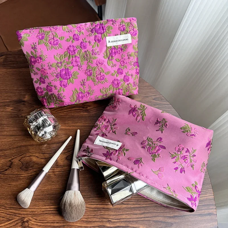 Vintage Floral Women Makeup Bag Portabel Travel Toiletries Ladies Small Storage Pouch Letter Prints Female Cosmetic Bags Purse