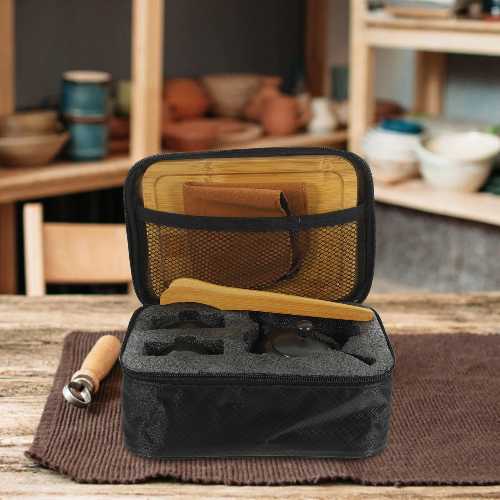 

Дорожный чайный сервиз с чайником и 2 чашками, портативная фарфоровая китайская традиционная чайная посуда для домашнего офиса, подарок, черный цвет