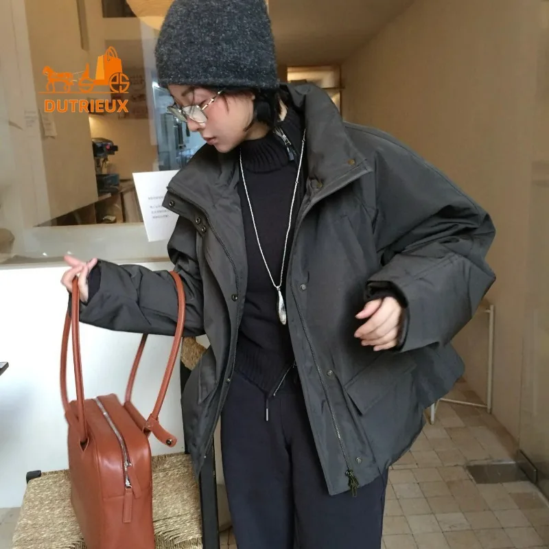 2025 New Winter Women's A-line Stand Collar Pocket Short Waist Windproof Cotton Coat, Fashionable and Elegant Warm Short Jacket