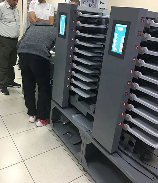 Preço automático da máquina de classificação e colagem de papel com 10/12 bandejas