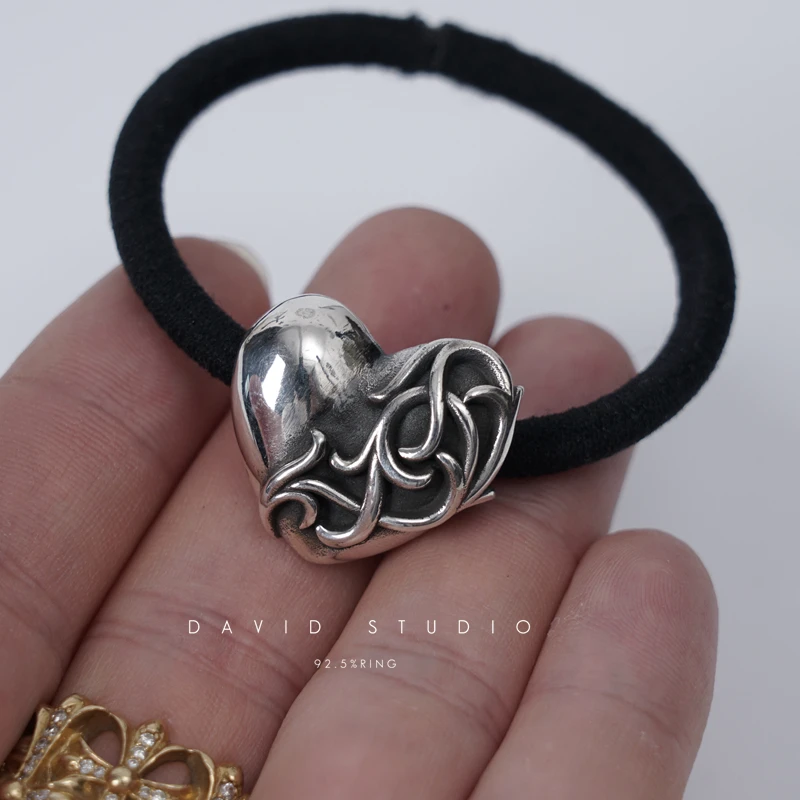 Рисунок 2 - Стерлингового серебра с сердцем и лозой