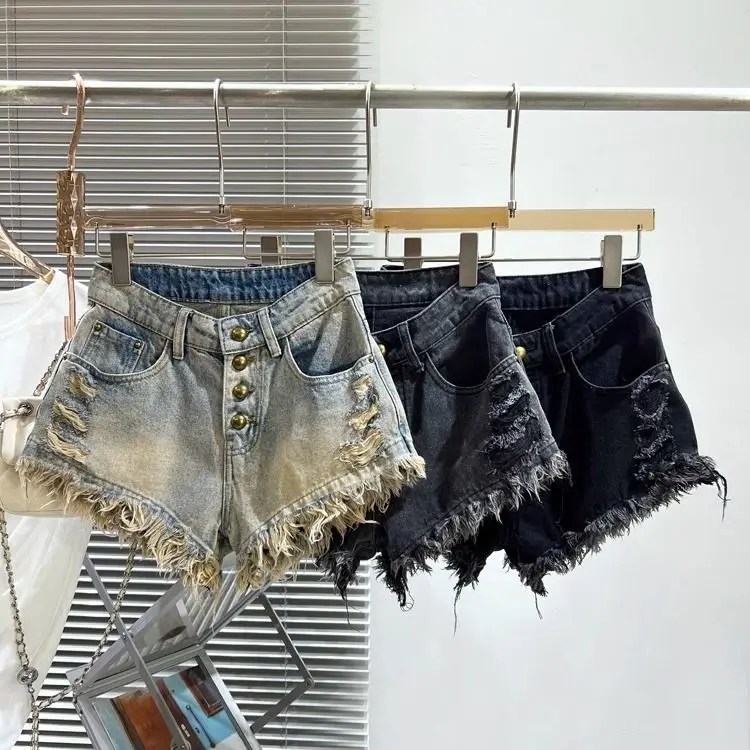 Buckle-breasted A-shaped High-waisted Denim Shorts for Women 2024 Summer New Slim Ultra-short Tassel Denim Shorts