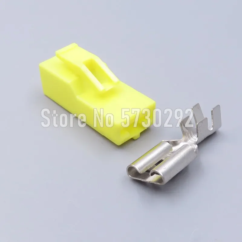 1P 9.5 Series 927415-3 Car Insurance Wire Plug Heavy Current Electric Cable Connector Wiring Harness For BYD F3 357915971C