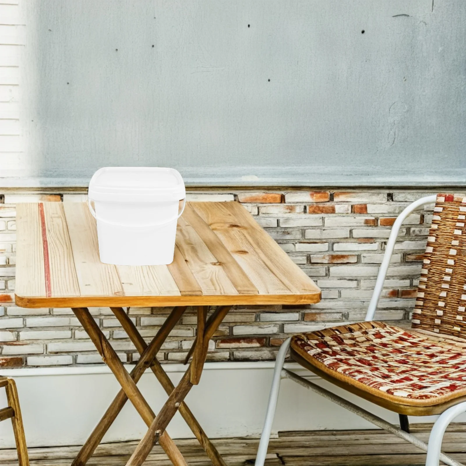 

Reusable Portable Water Bucket with Handle and Lid Heavy Duty Plastic Container for Outdoor Travel Laundry Multipurpose Storage