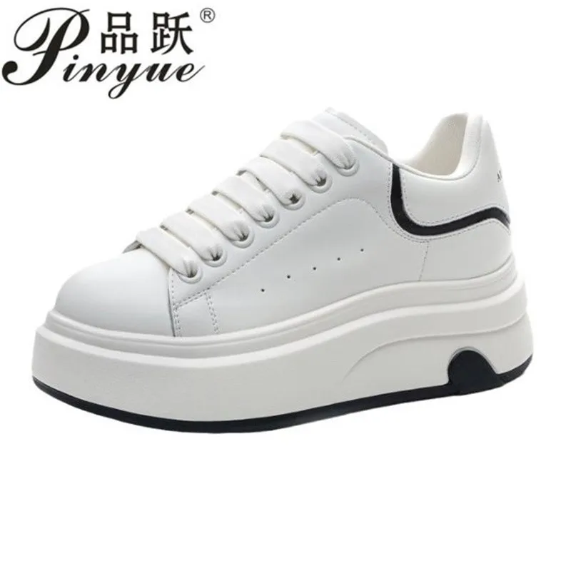 Fashion dermis dSneakers Platform Woman Autumn Classic High Top Female Casual Shoes Round Vulcanized walking shoes 35-40