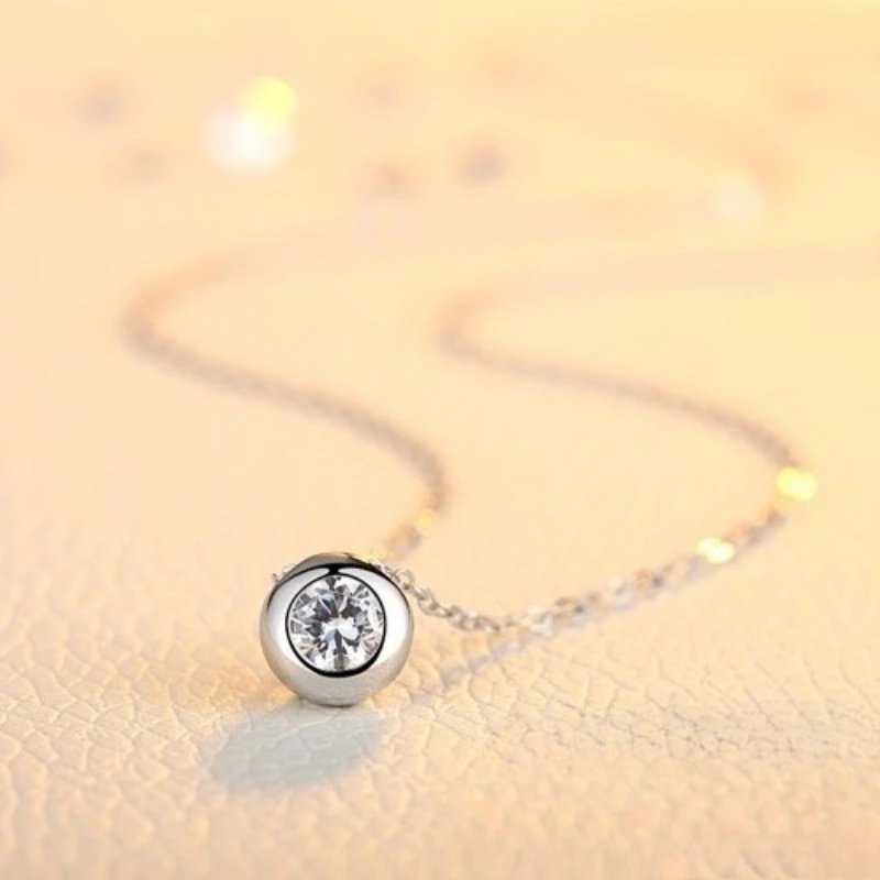 New Moissanite 925 Sterling Silver Necklace Simple Pendant for Women Fashion Noble Wedding Jewelry Party Gift High Quality