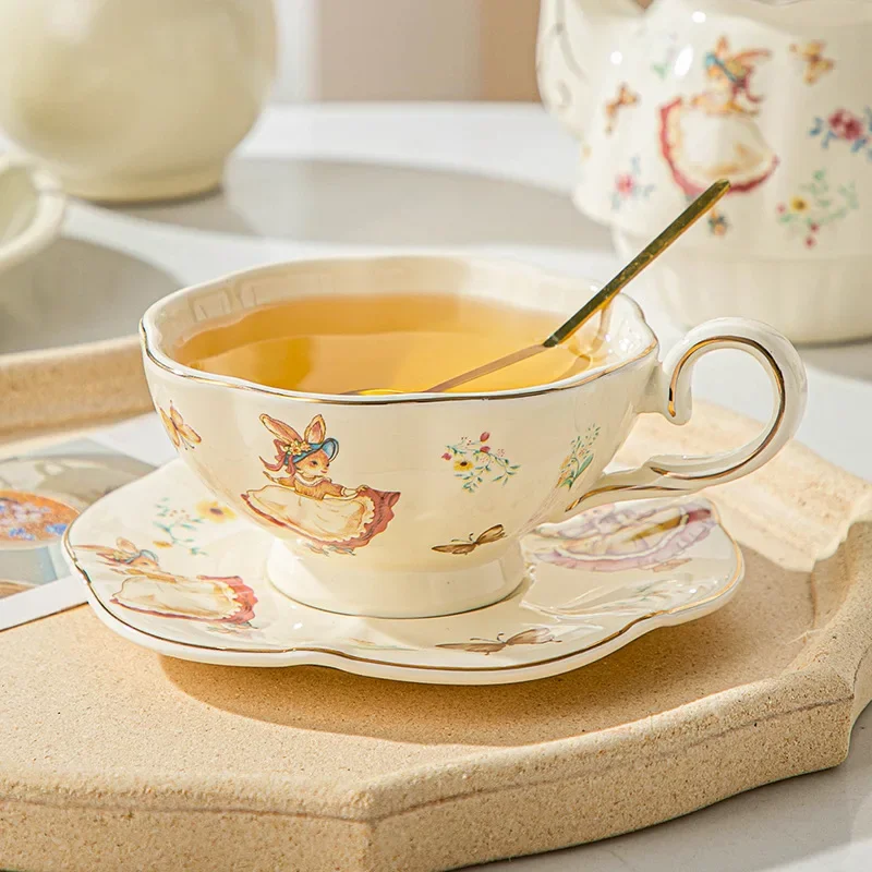 English retro coffee cup and plate,Alice Rabbit painted ceramic cup,afternoon camellias tea cup exquisite gift with souvenirs