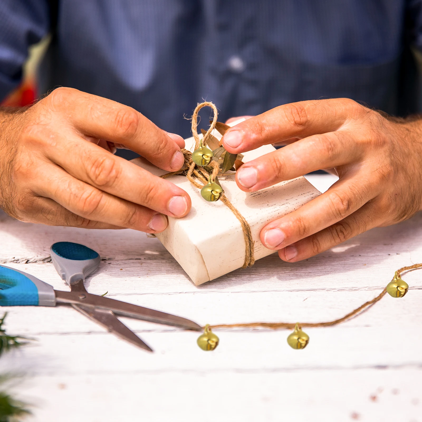 

100Pcs 12mm Small Jingle Bells Golden Christmas Decorations DIY Crafts Jewelry Wall Hangings Gift Wrapping Small Bell