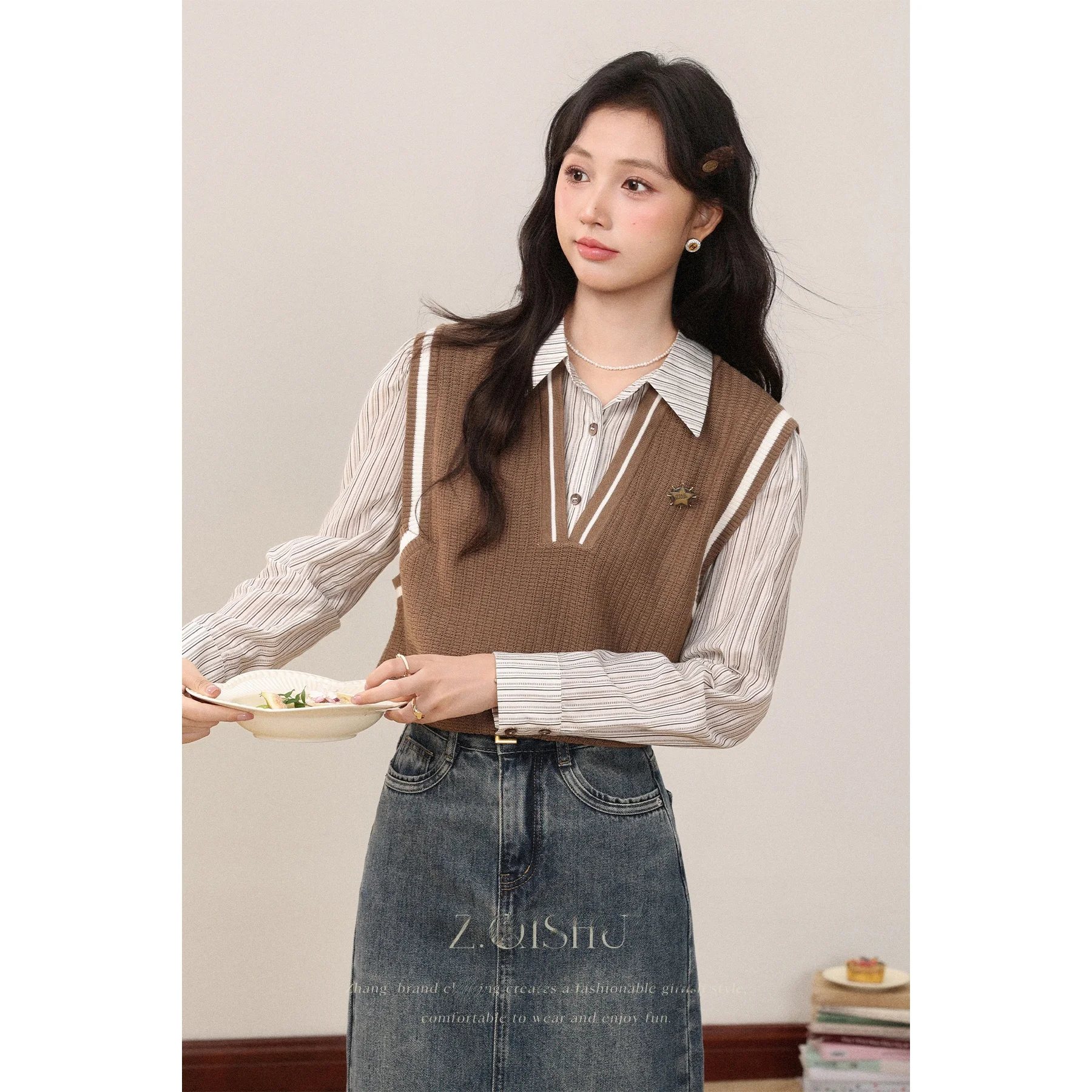 

Женская винтажная куртка Coffee Stripe Long Sleeve с подкладкой, свободного кроя, для повседневной носки, осенняя новинка от Zhang Soda