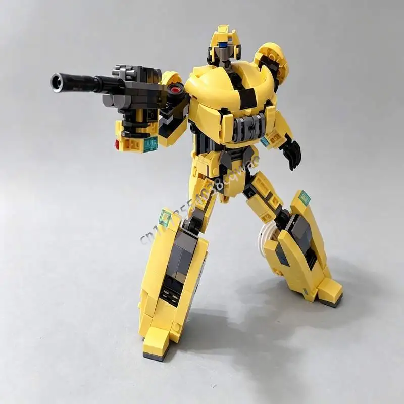 548Parts Deformable Yellow Mecha Robot MOC Building Bricks Model DIY Assembly Sci-Fi Warrior Action Figure Collectible Display