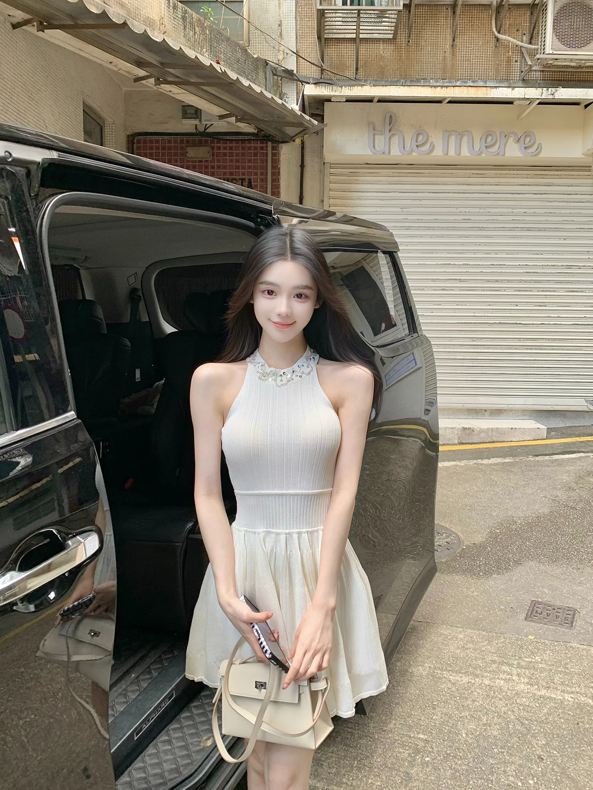 Hotdog Sli Beaded O…