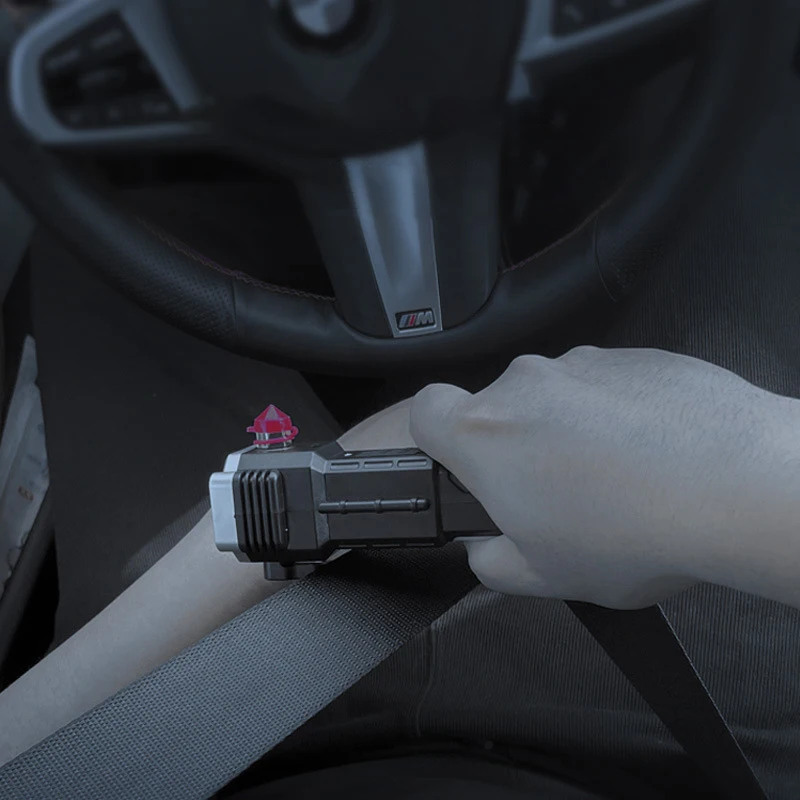 Car Flashlight LED Tactical Flashlight Multi Function Bright LED Emergency Torch Light with Safety Hammer Seat Belt Cutter