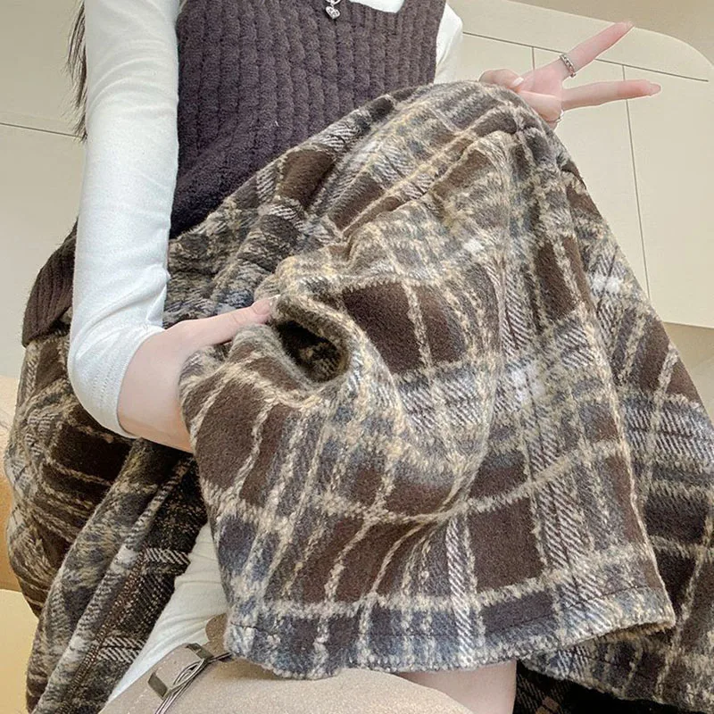 

Winter Vintage Woolen Skirts Women Plaid Long Skirts Women's Tweed A-Line Tiered Midi Skirt High Waist Lazy Style Flared Skirts