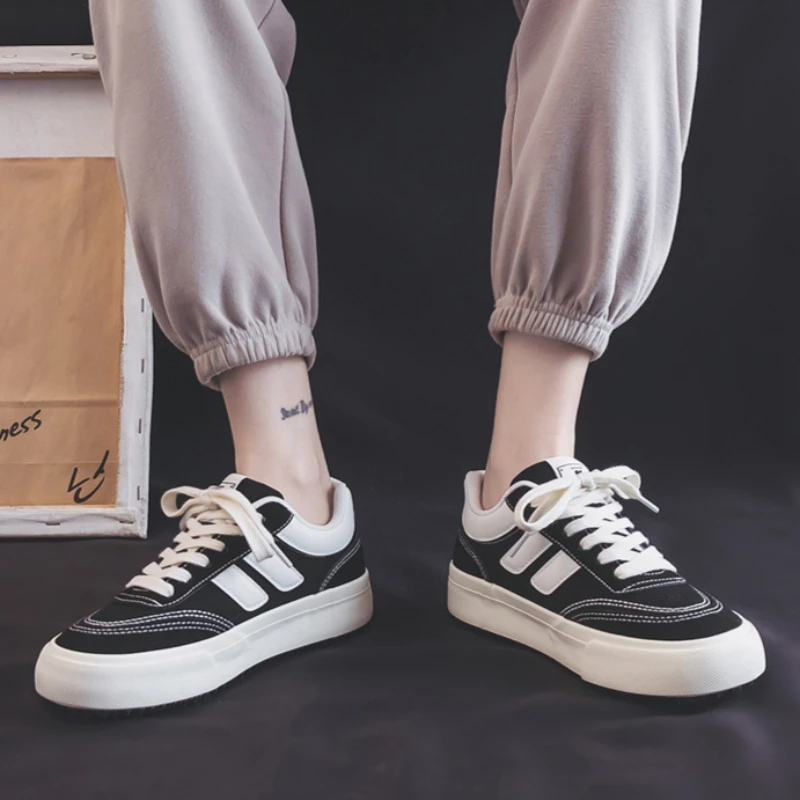 

Vintage Red Canvas Low-top Women Sneakers Casual Letter Embroidery Skateboard Shoes Students Flat 2025 Fashion Zapatillas