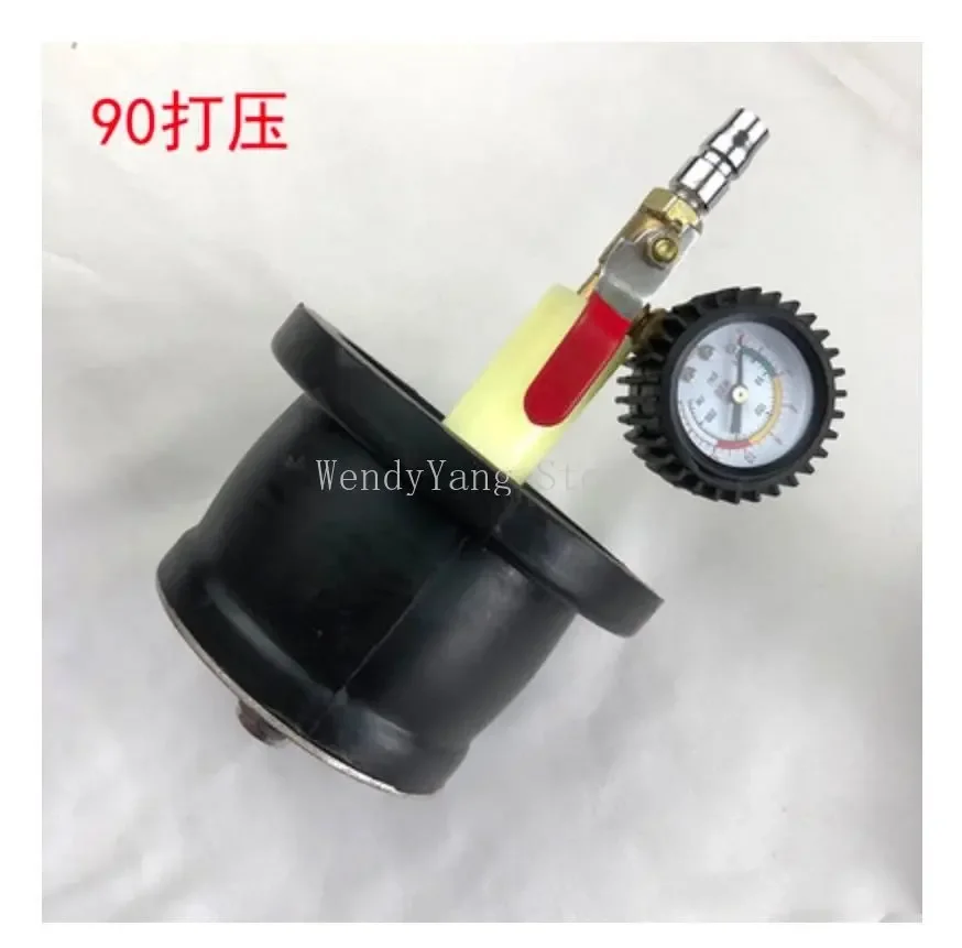 Leak Test of Pressure Tube With Rubber Expansion Plug of Automobile Radiator Squeeze Squeeze Leak Detection Tool Repair Cooler