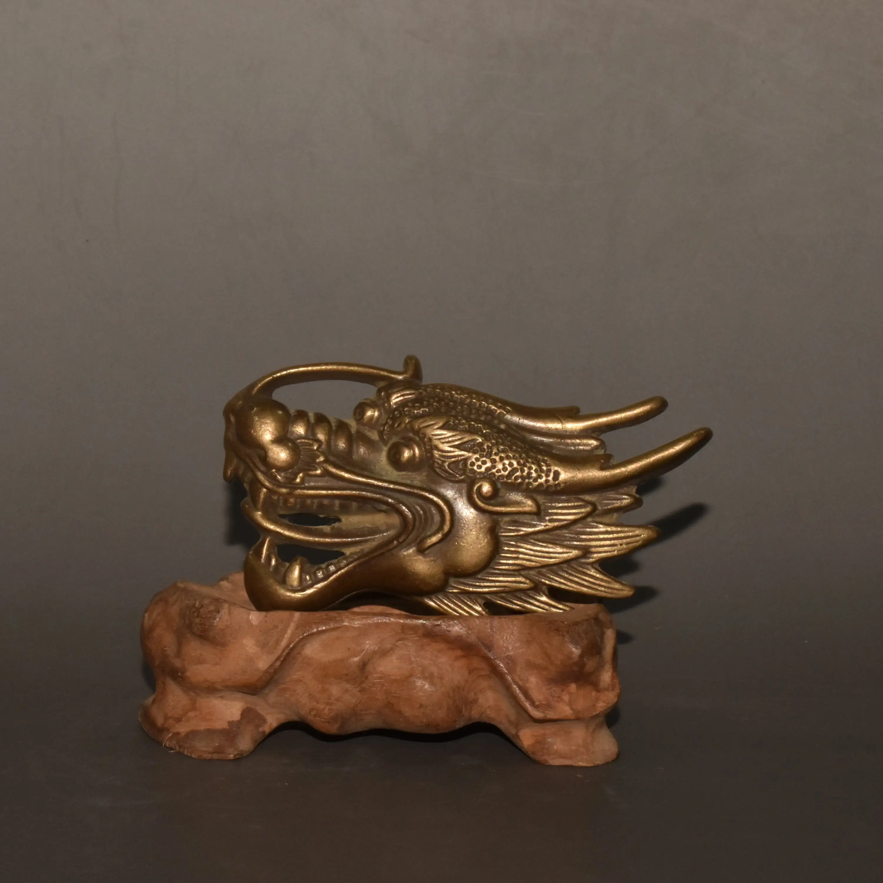 China personality pure copper faucet belt buckle ornaments