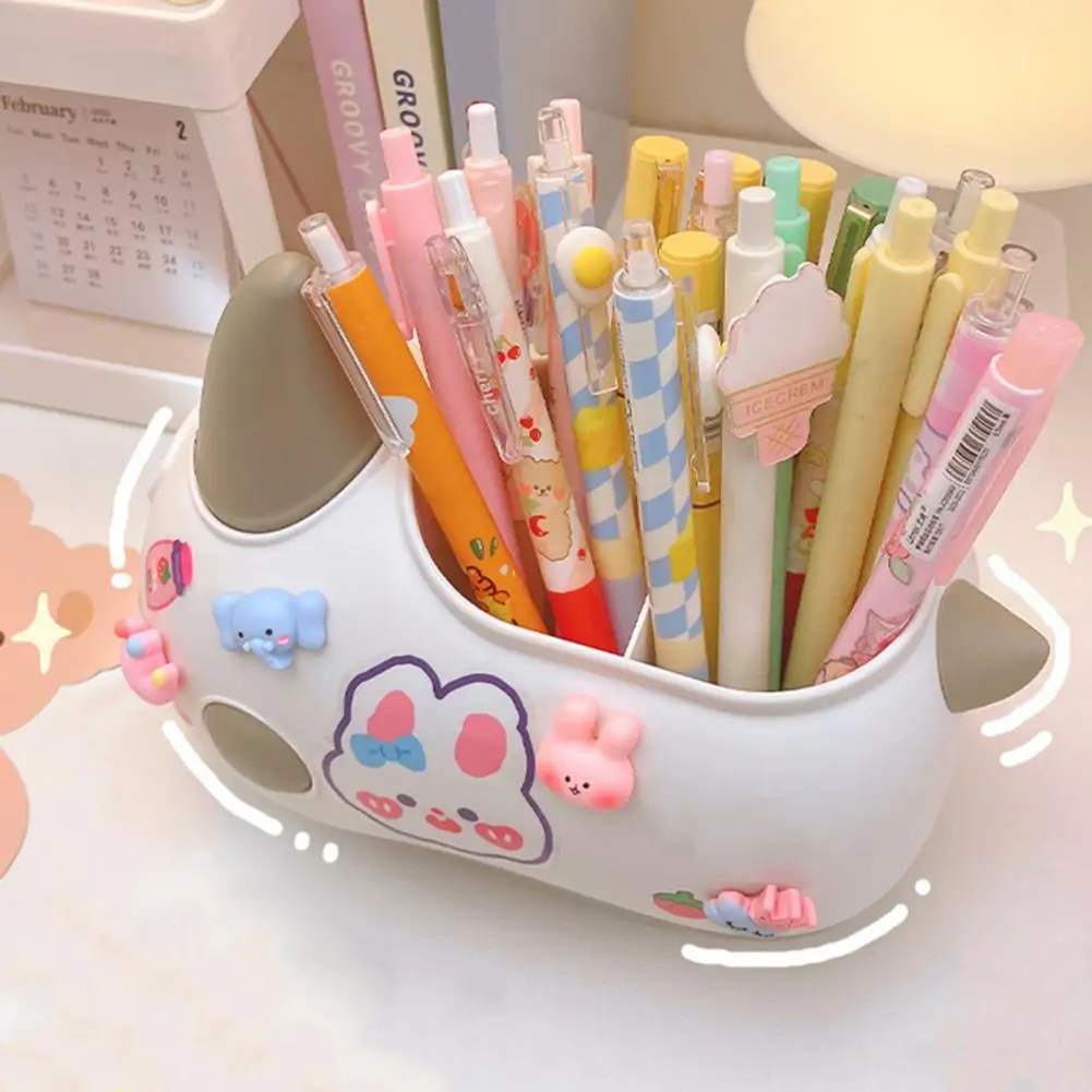 プラスチック製のペン,漫画の鉛筆収納ボックス,小銭入れ,学生学用品