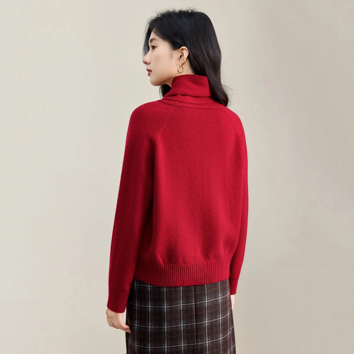 SENTUBILA Pullover lavorato a maglia da donna 2025 Autunno Stile cinese Sciarpa staccabile Colletto maglione Allentato Top a maniche lunghe W53EG3490