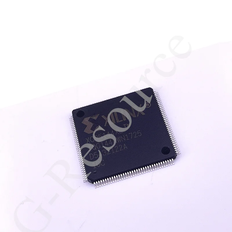 XC95144XL-10TQG144C 10TQG144I Embedded CPLD Programmable Logic Device Chip IC