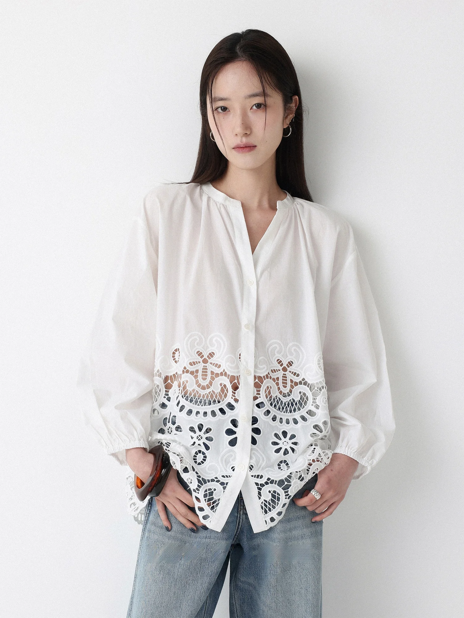 

Lowcalorie Hollow out Embroidery Long Sleeve Shirt round Neck Casual Style Women's Cotton Breathable Spring Cardigan
