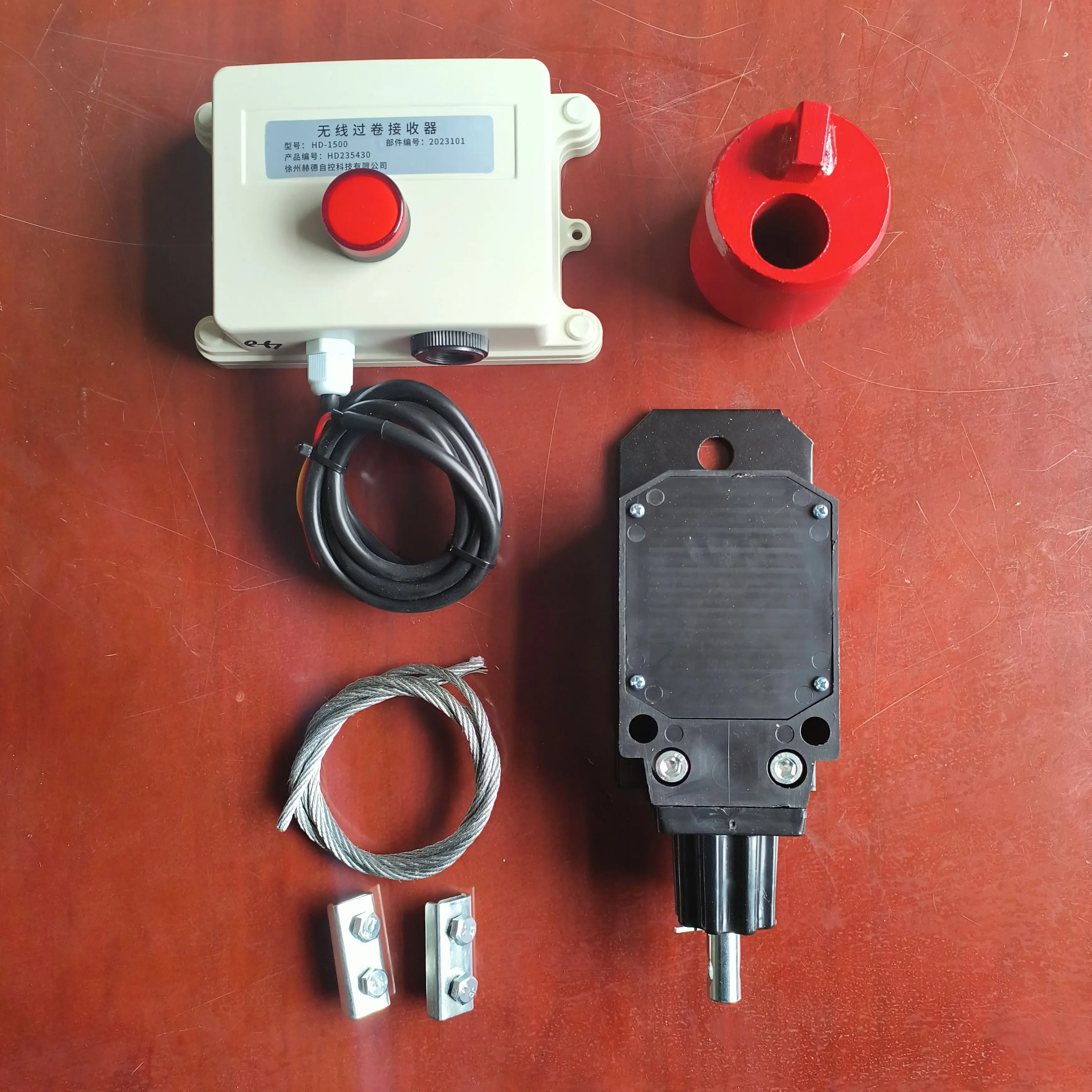 Crane wireless height limiter anti rollover reminder switch, vehicle mounted crane 24V power supply