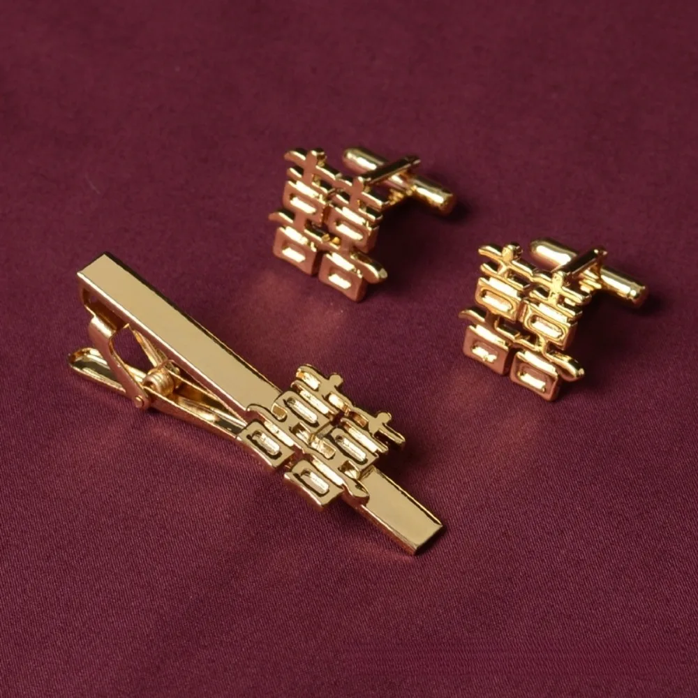 Gemelos de doble felicidad con palabra feliz, Clip de corbata de boda tradicional chino de aleación, botón de manga de novio de bendición roja