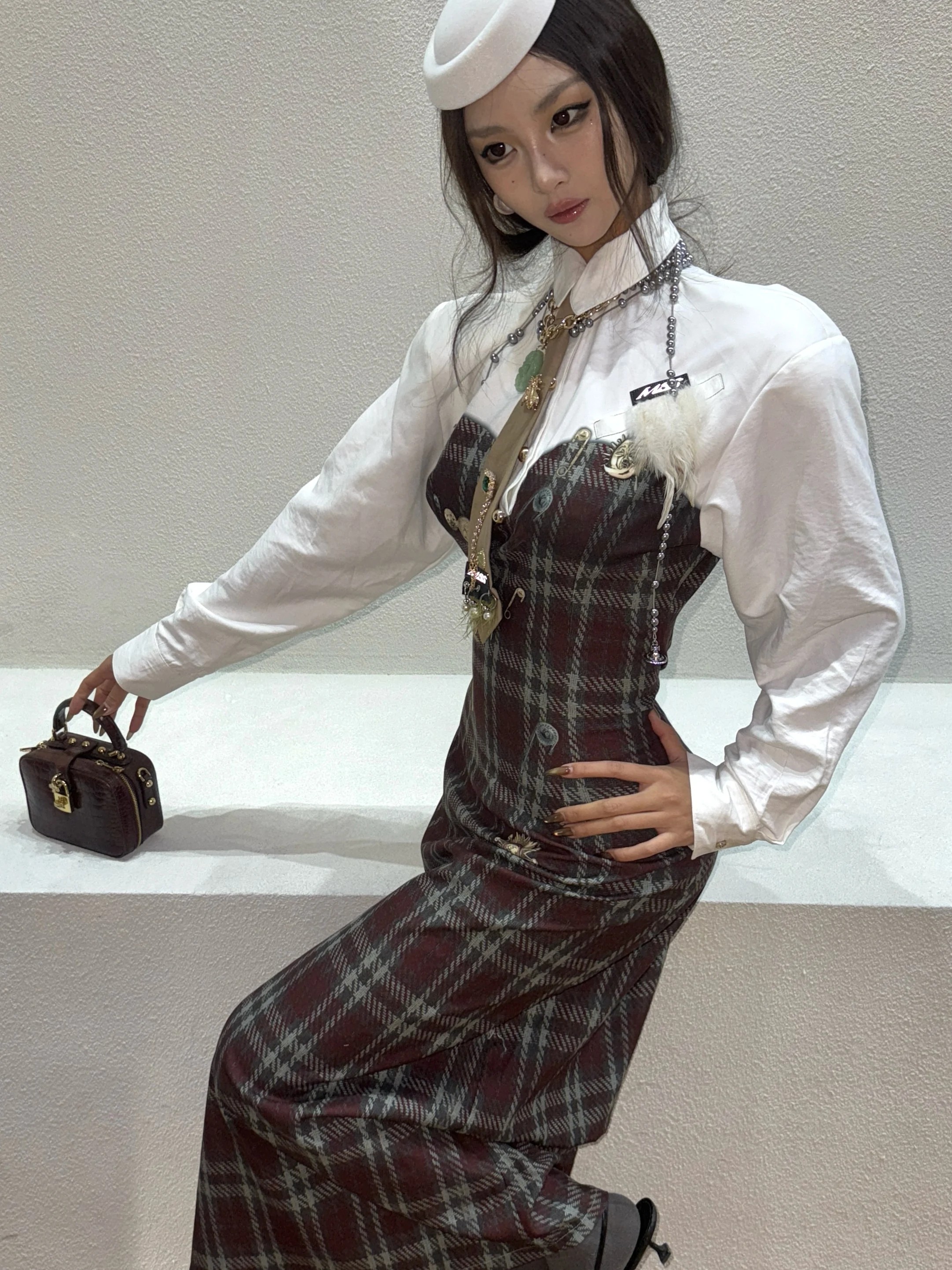 

Платье Mss Studio в клетку с подплечниками, длинными рукавами, приталенное, удлиненное, в студенческом стиле, с принтом, из полиэфирного волокна, Ciwalk Dr