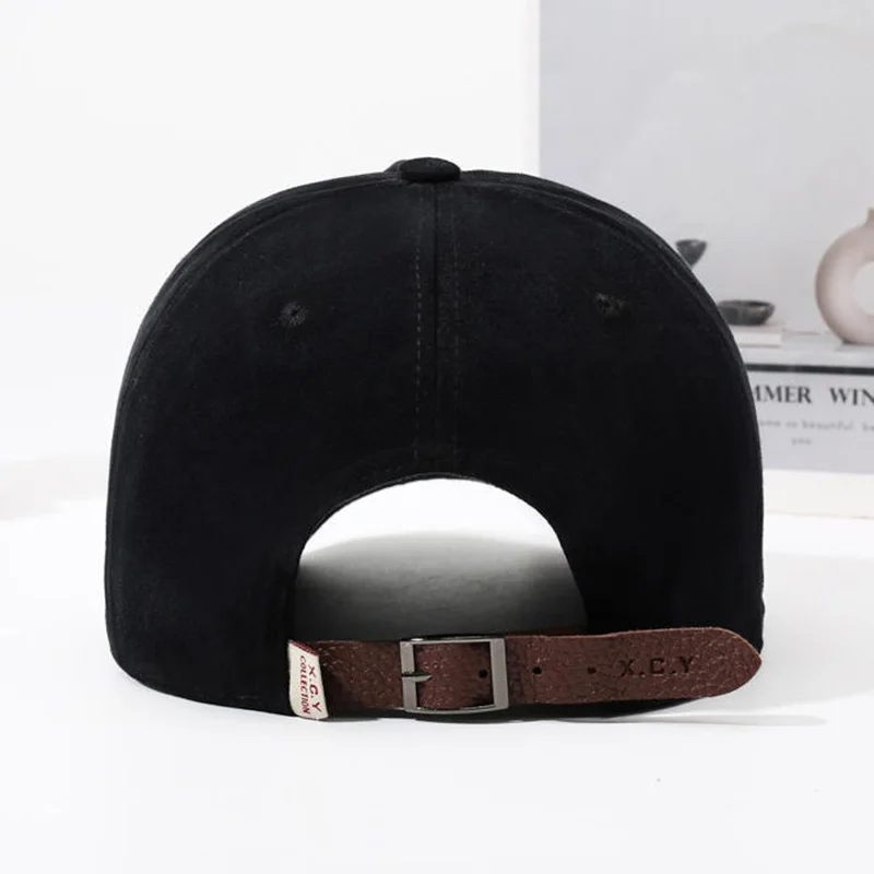 Unisex  Short-Brim Baseball Cap with Versatile Letter Leather Patch Casual Dad Hat Accessory