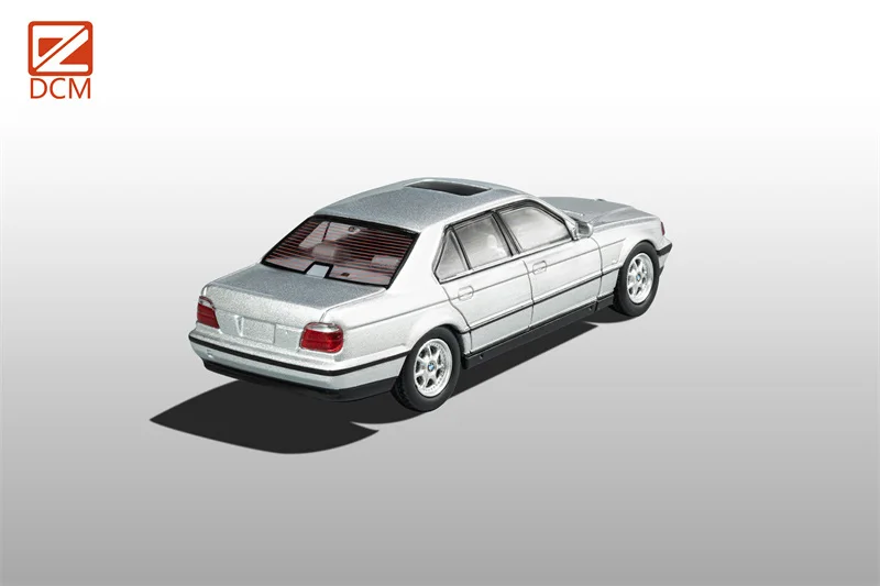 **Pre-order** DCM 1:64 7-Series E38 740iL Limited500 Diecast Model Car