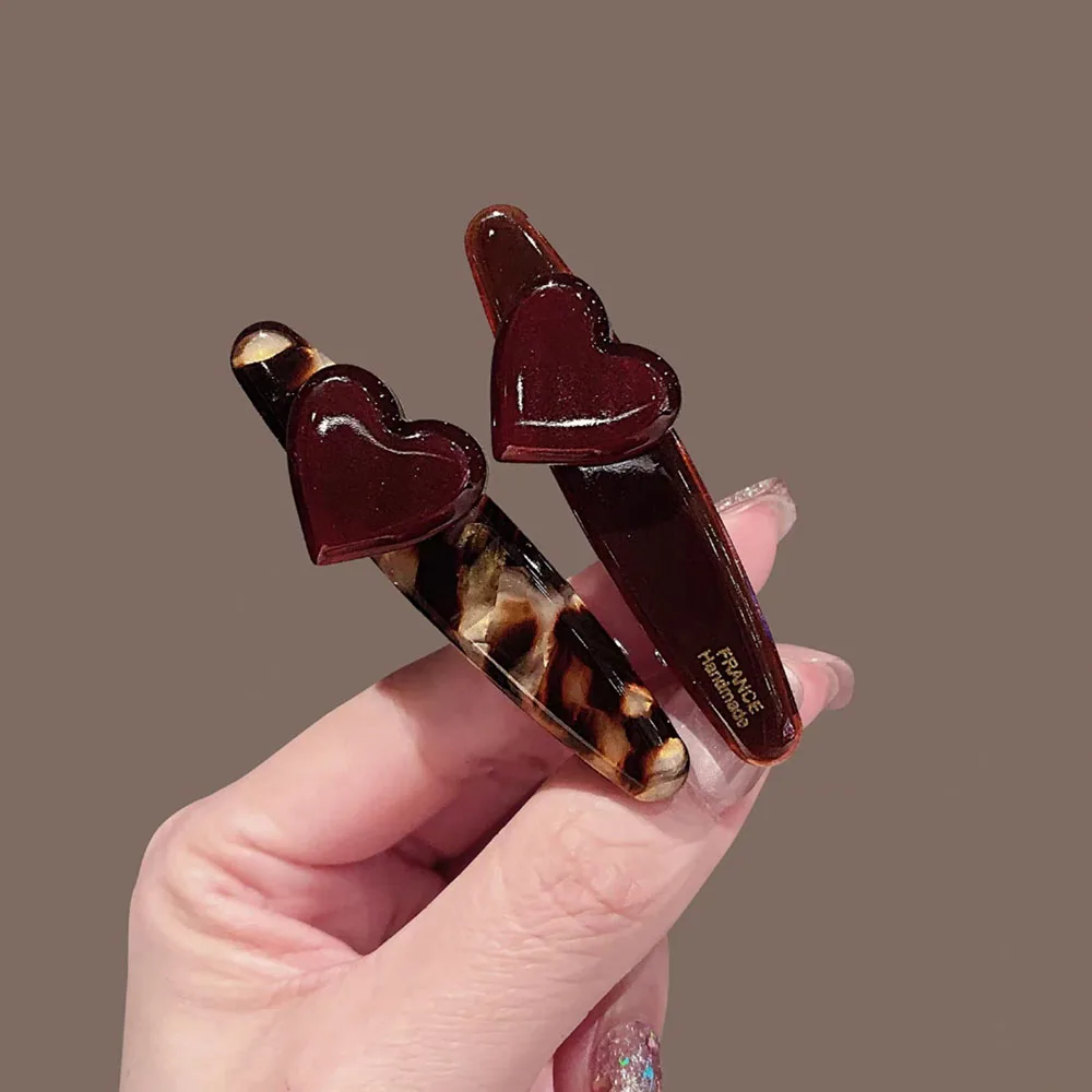 

Korean Fashion Heart Leopard Hairpin Women's Side Clips Bangs Vintage Duckbill Clip Versatile Barrette Headwear Hair Accessories