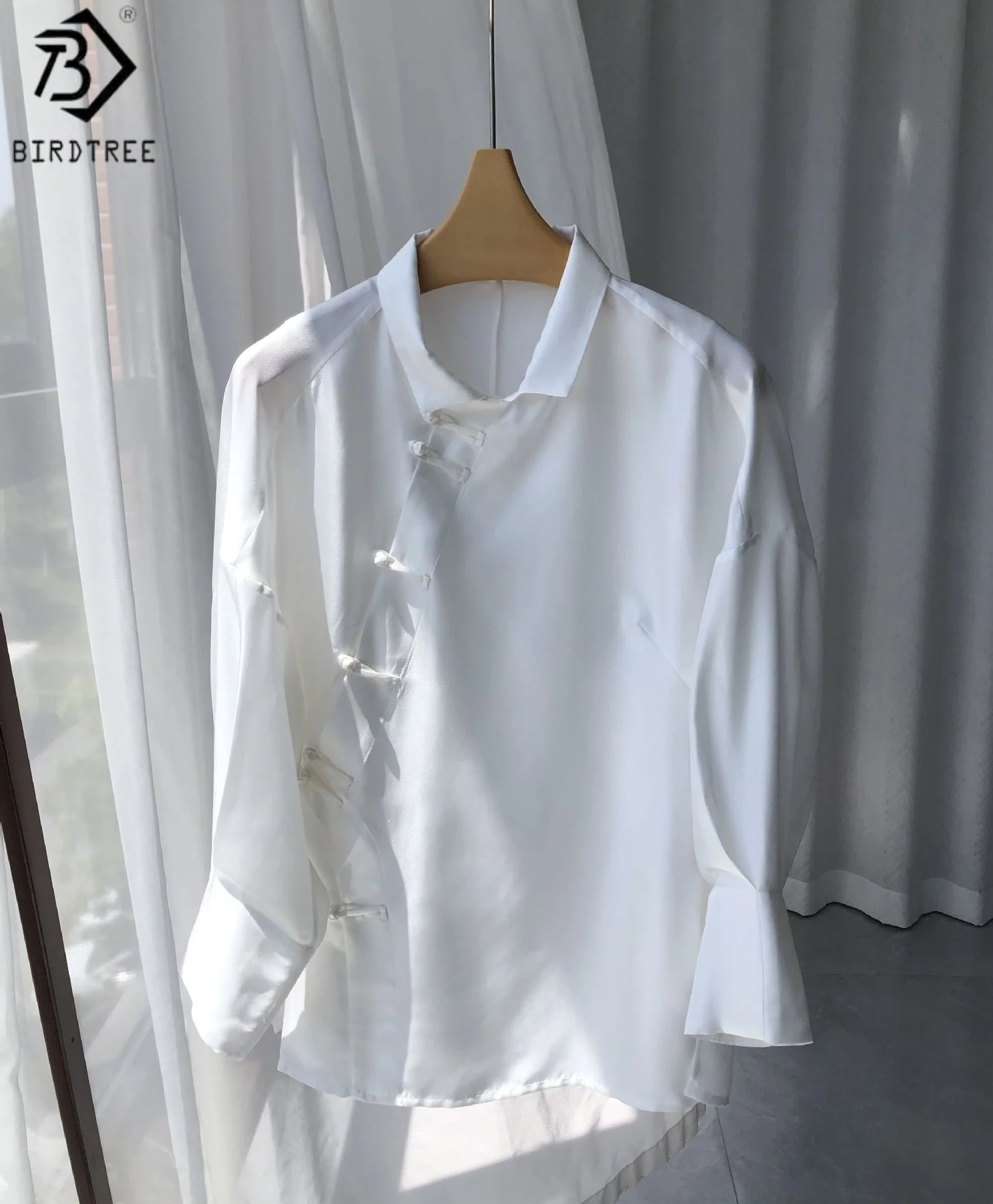 

Birdtree 100% Mulberry Silk White Shirt,Women Twill Silk Full Sleeve Slanted Collar Buckle Loose Blouse,2025 New T57051JF