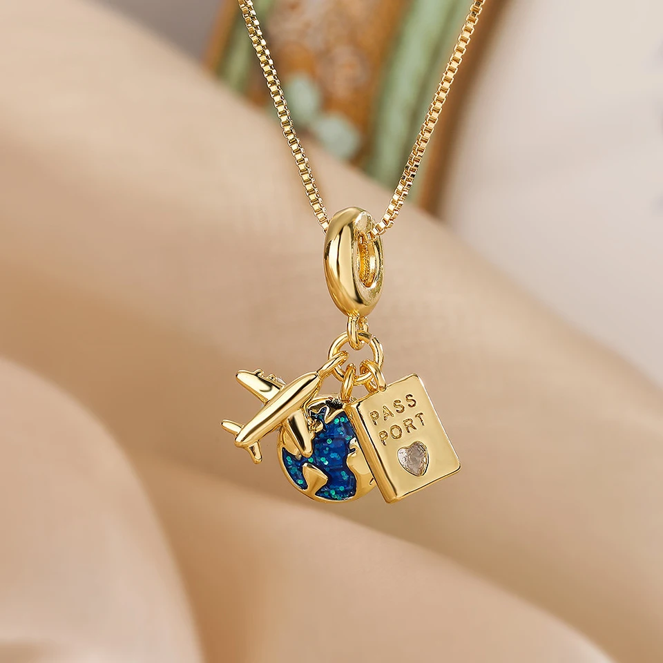Licht Luxus Titan Stahl Stern Serie Halskette für Frauen Gold Farbe Planet Mond Astronaut Anhänger Halsketten Schmuck Geschenke