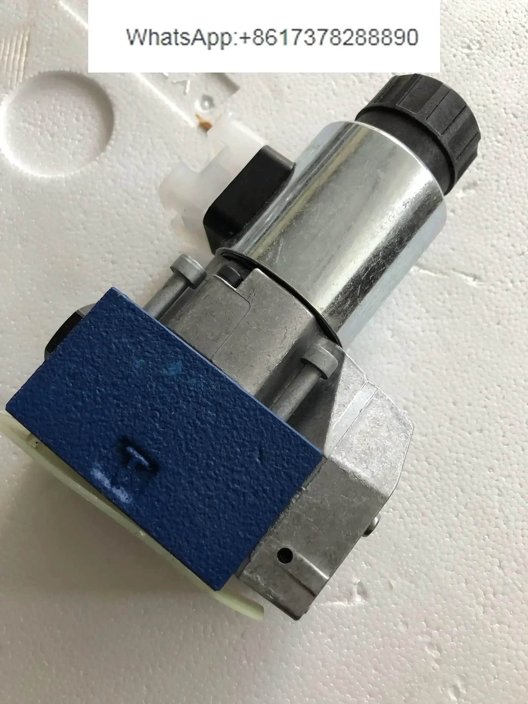 M-2SEW6P37/420MG24N9K4 Order number R900572890 Solenoid ball valve Original stock