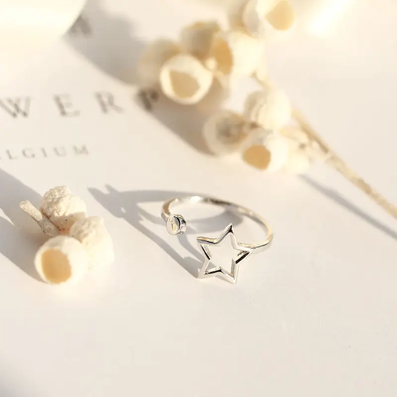 جديد بسيط الجوف ستار 925 فضة موضة صغيرة جديدة الخماسية نجمة المرأة افتتاح خواتم R301