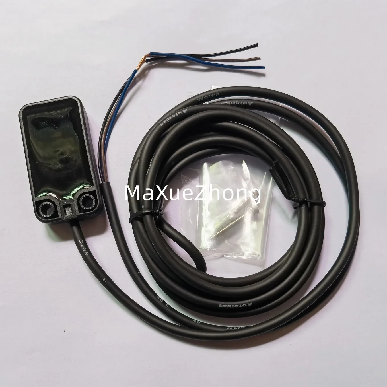 Original new 100% elevator accessories door photoelectric switch sensor door in-position switch PF125-8DN